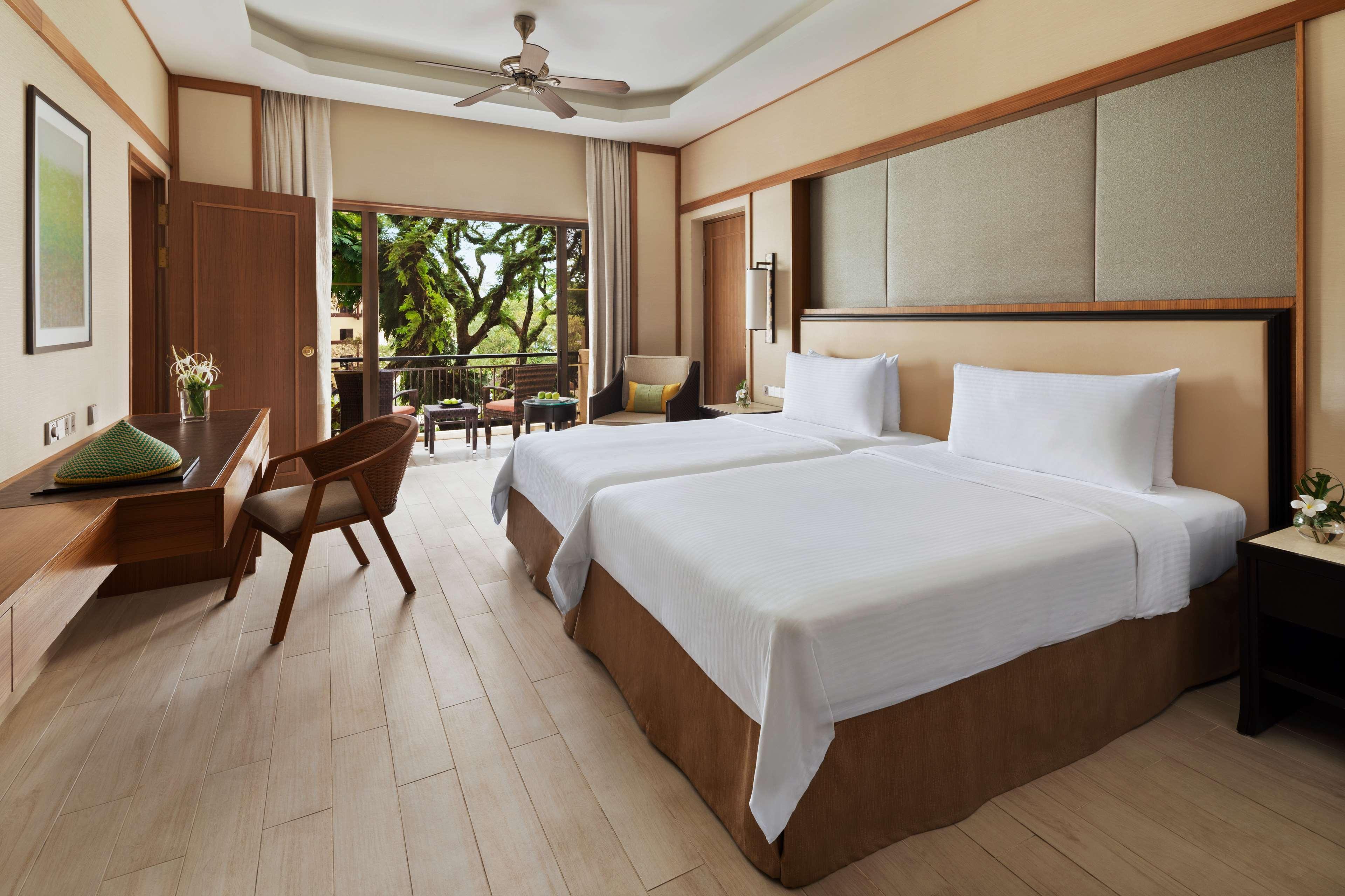 באטו פרינג'י Shangri-La Rasa Sayang, Penang מראה חיצוני תמונה Deluxe Room